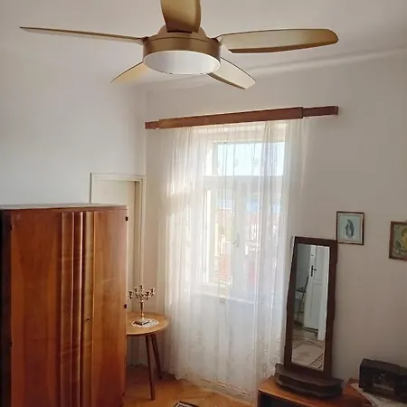 Vintageve Apartment *